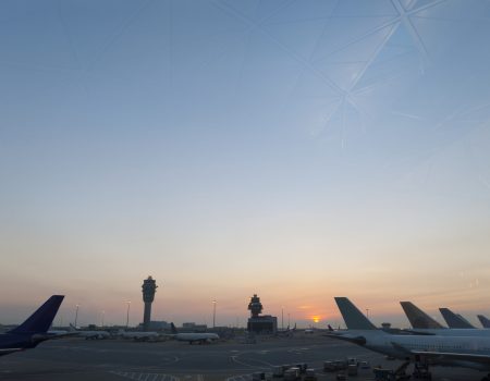 arrival-aviation-tourism-airport-scene-aviation